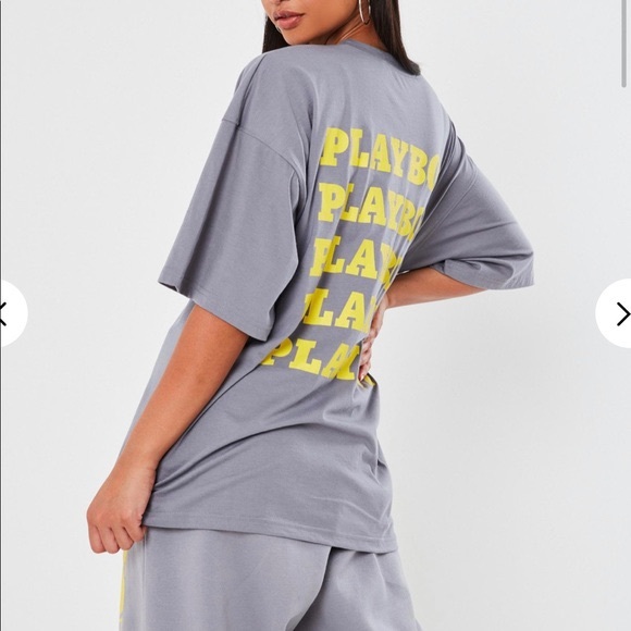 Missguided Tops - PLAYBOY REPEAT PRINT
OVERSIZED TSHIRT CHARCOAL